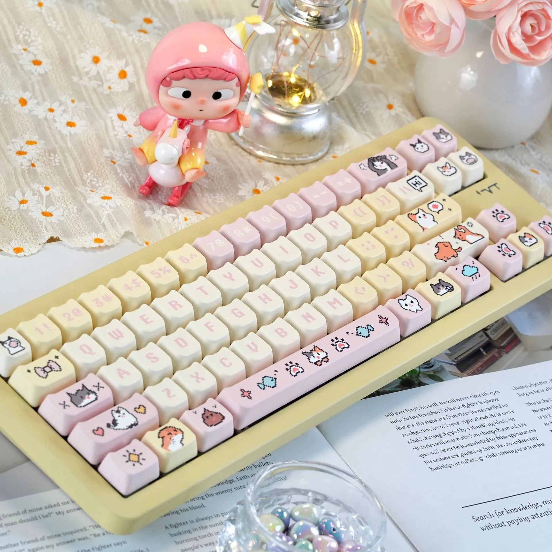 Theme Sublimation Pixel Hakimi Key Cap PBT mechanical keyboard keycap in cat head colour design