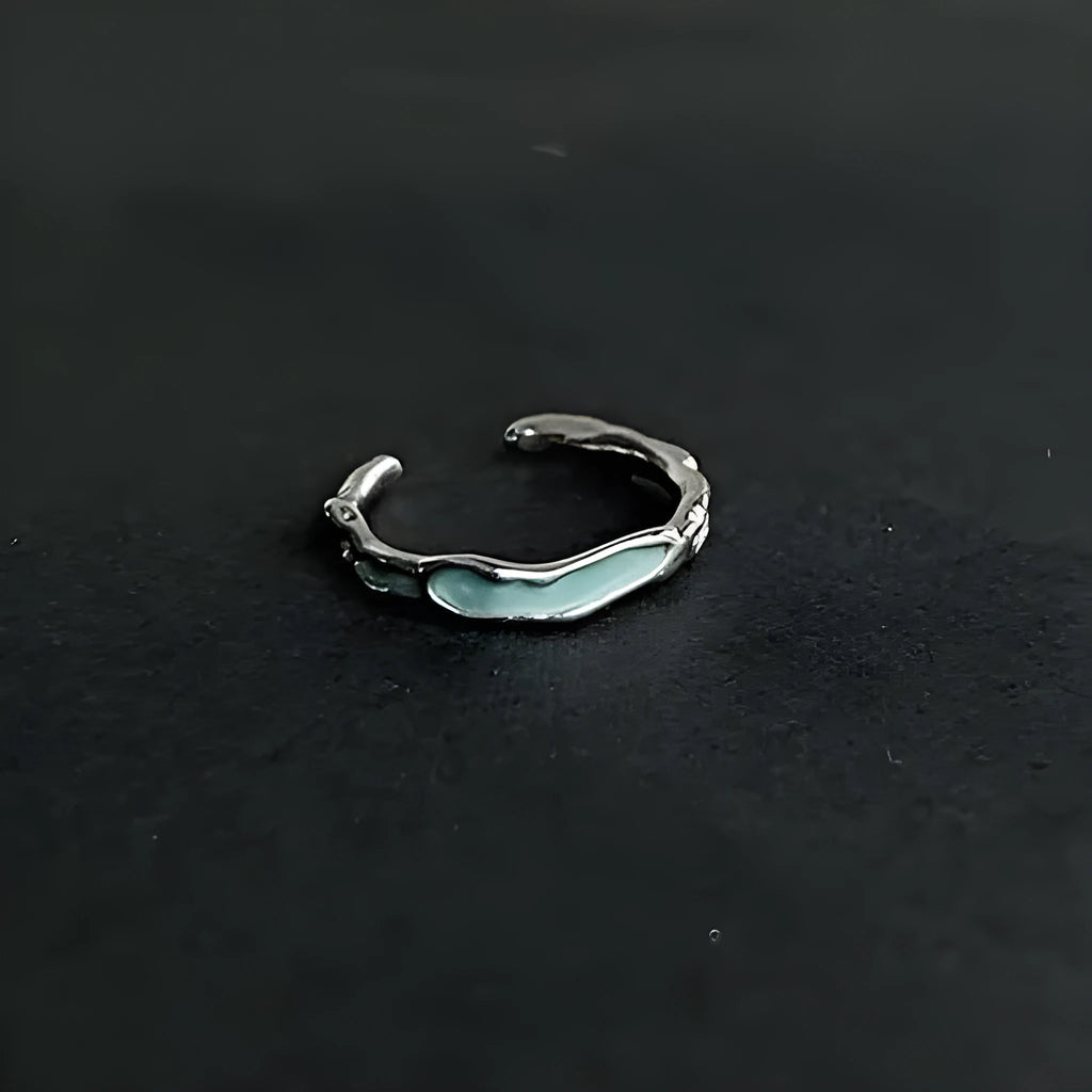 Adjustable navy blue enamel couple ring in copper with geometric texture and split ring design