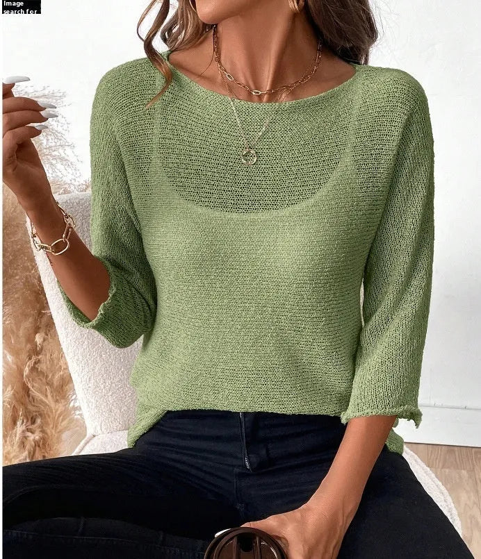 Women's thin knitted off-shoulder overall with 3D pattern in milky white