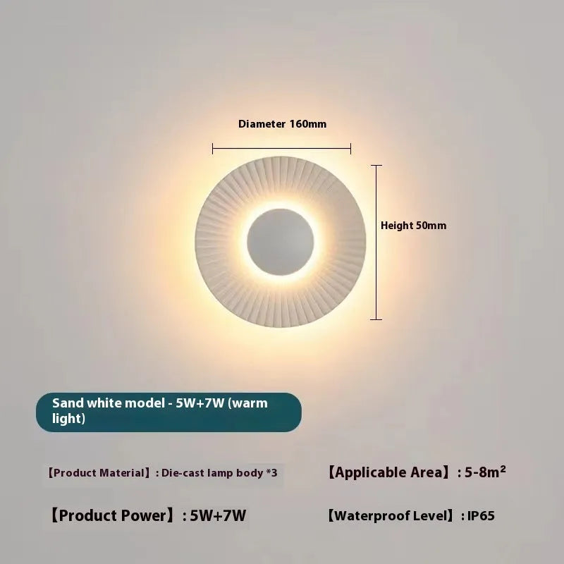 Round aluminium wall lamp with LED lighting in outer white inner gold colour configuration