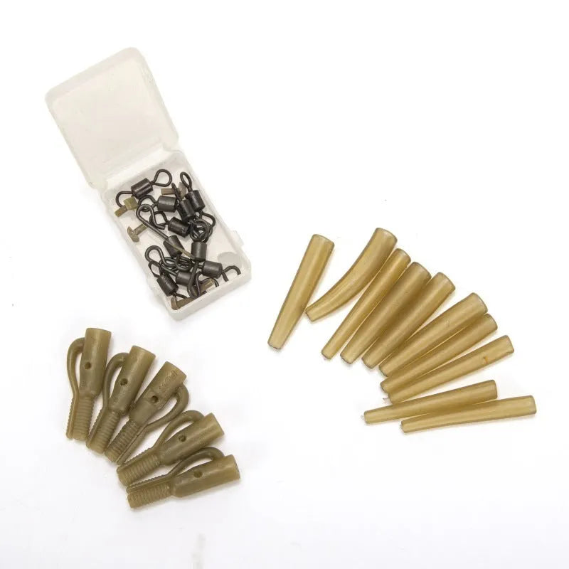 European carp fishing accessory set with 30 pieces including tubes, hoses, and screws on a blue background.