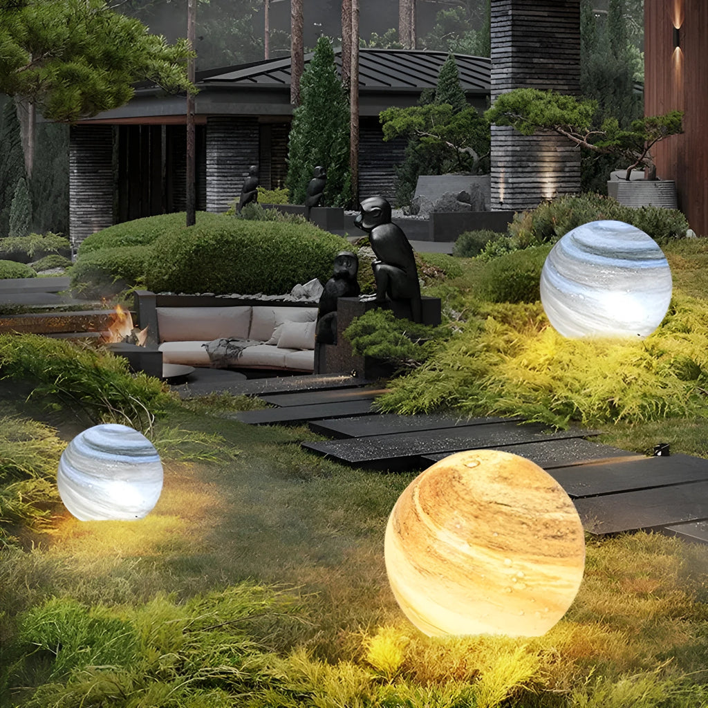 Solar lawn lamp in coffee colour with crystal and die cast aluminium body, height 25cm, for garden or villa lighting