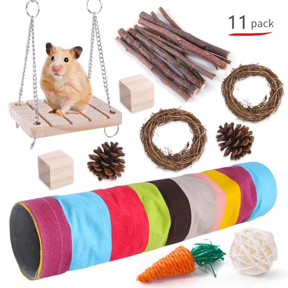 Wooden toy combination set for rabbits, guinea pigs, and parrots with straw mattress and natural material balls
