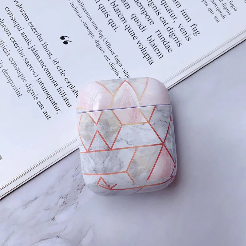 White marble-pattern hard PC protective case for Apple AirPods 1 and 2 charging box.