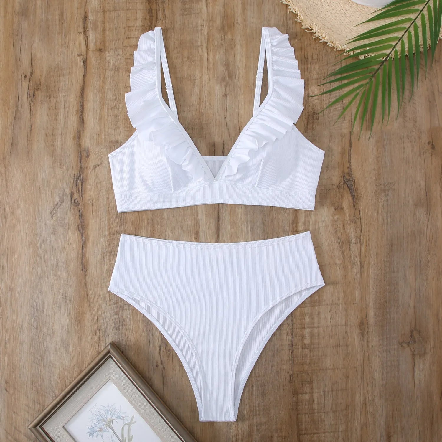 Women's striped split-chest bikini swimwear in polyester fabric with quick-drying properties