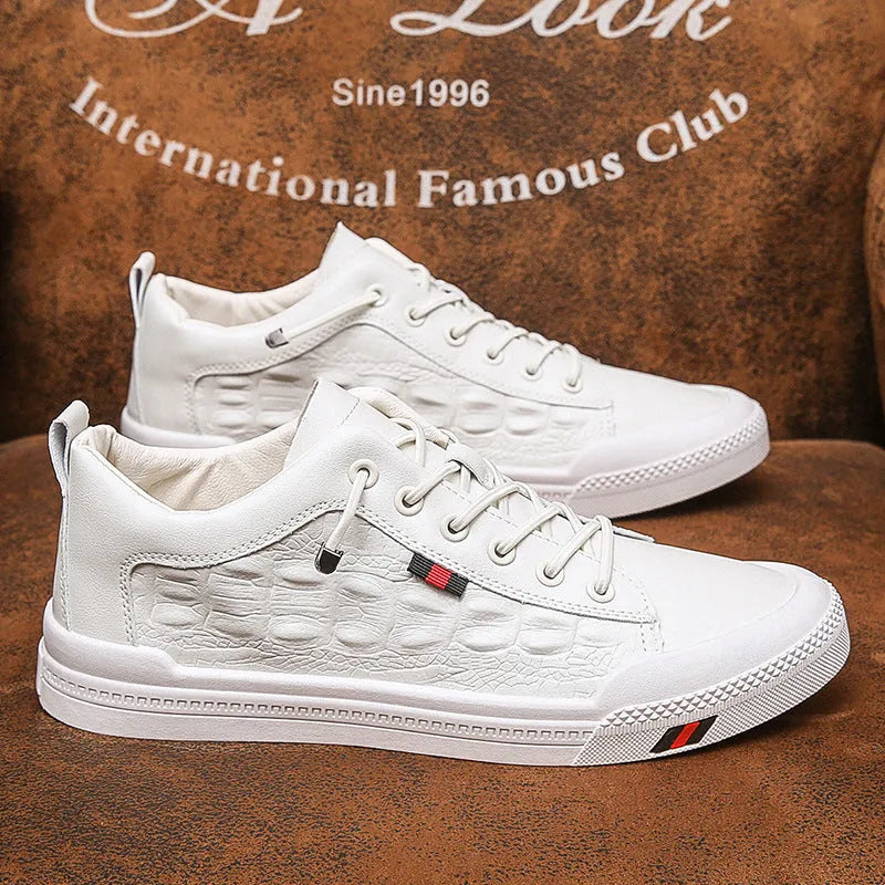 White men's lace-up casual sneakers with a round toe and flat rubber sole