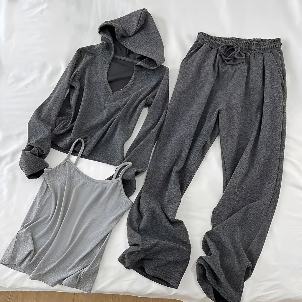 Grey Korean style three-piece women's sports suit set with long-sleeve princess top, shorts, and vest, sizes L to 4XL.