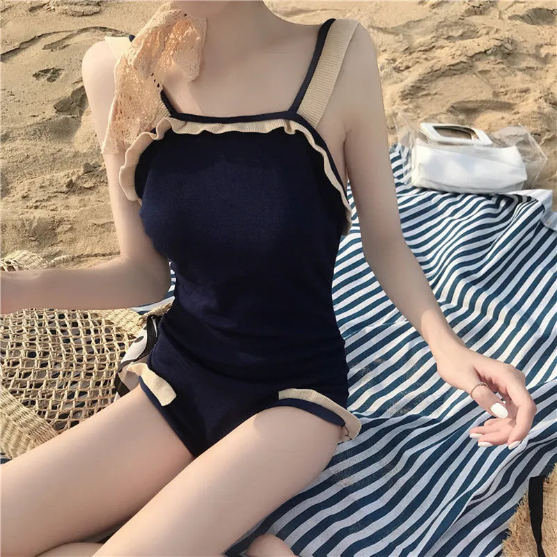 Women's conservative one-piece swimsuit in nylon fabric with multiple colour options