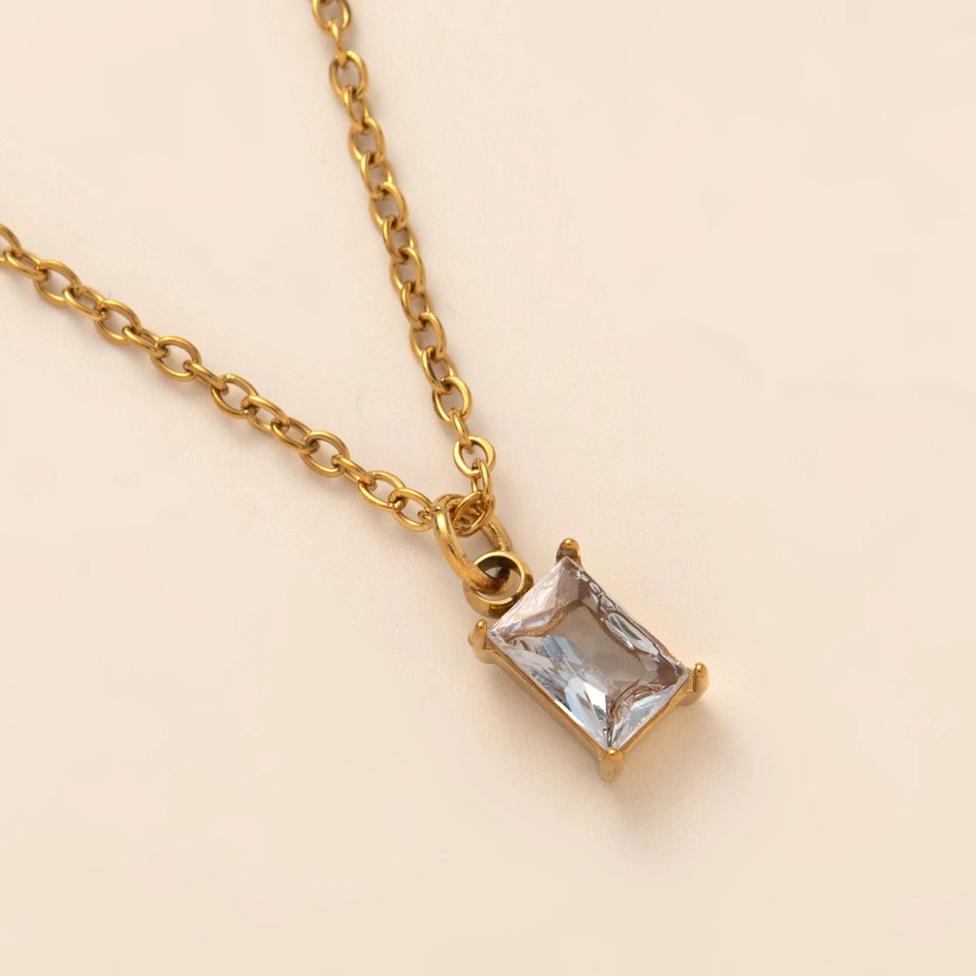 Titanium steel necklace with geometric rectangular birthstone pendant and O-link chain on unisex collarbone length 41-50cm