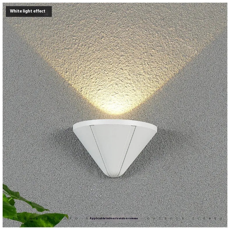 Black Bird's Nest design IP65 waterproof aluminium LED courtyard lamp with warm white light.