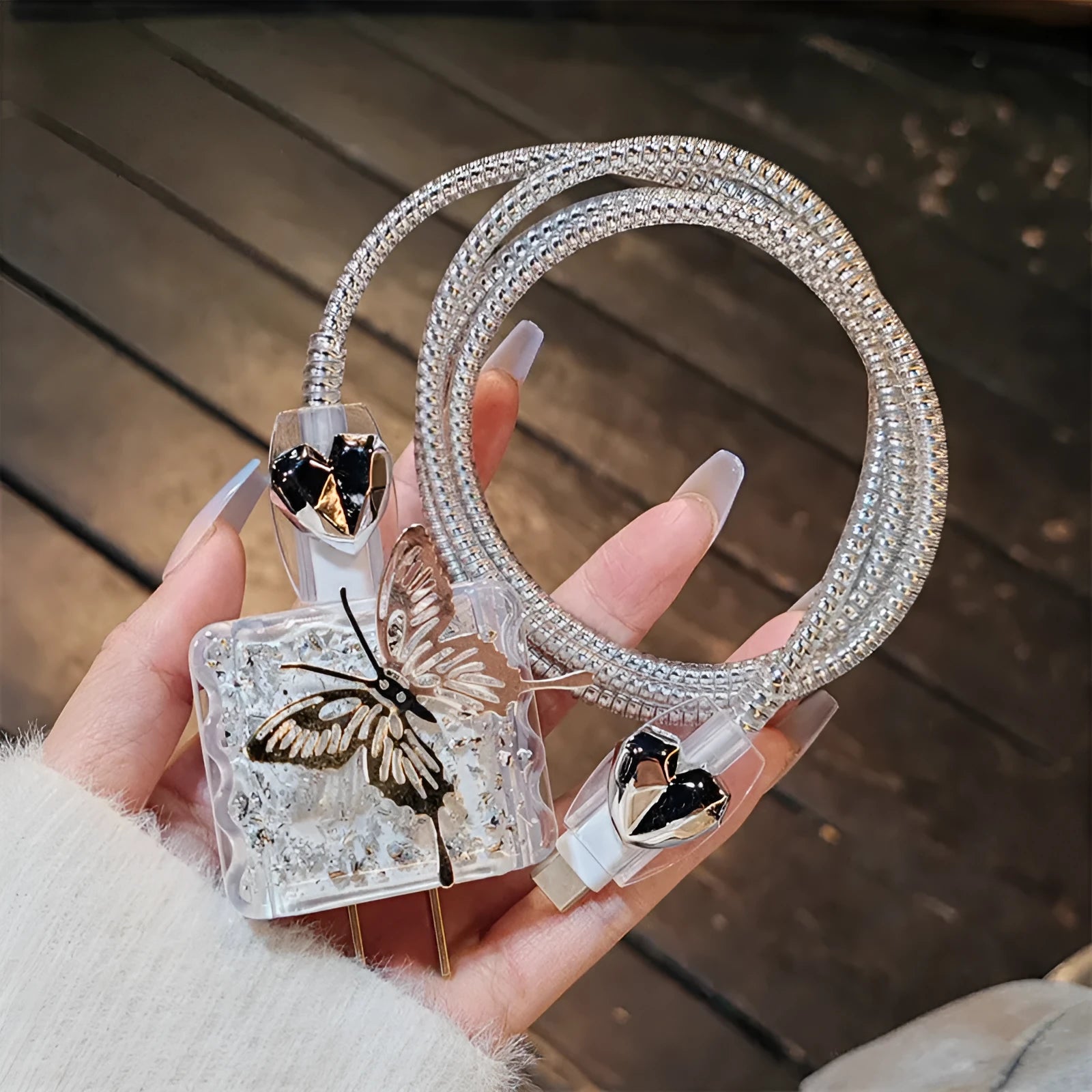Three-dimensional butterfly USB cable protection sleeve for Apple 20W charger with silver foil square sleeve and electroplated rope detailing
