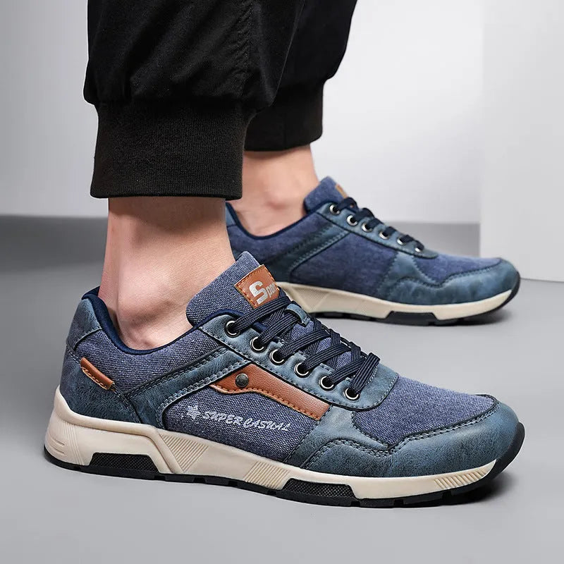 Men's casual retro plus size outdoor shoes in solid colour with EVA sole, artificial leather upper, front lace-up, flat heel, round toe