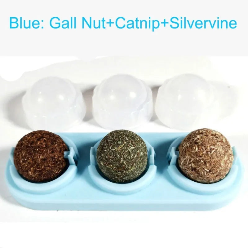 Self-adhesive rotated catnip lick ball for cats in assorted colours with 90g box