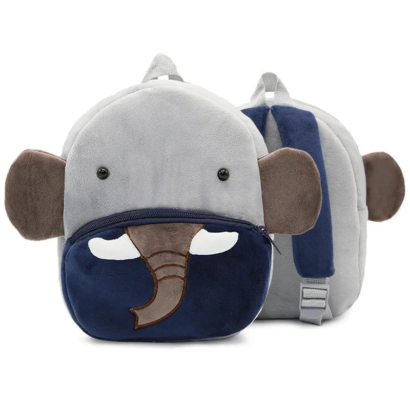 Plush children's backpack in animal design with dimensions 26x24x10cm