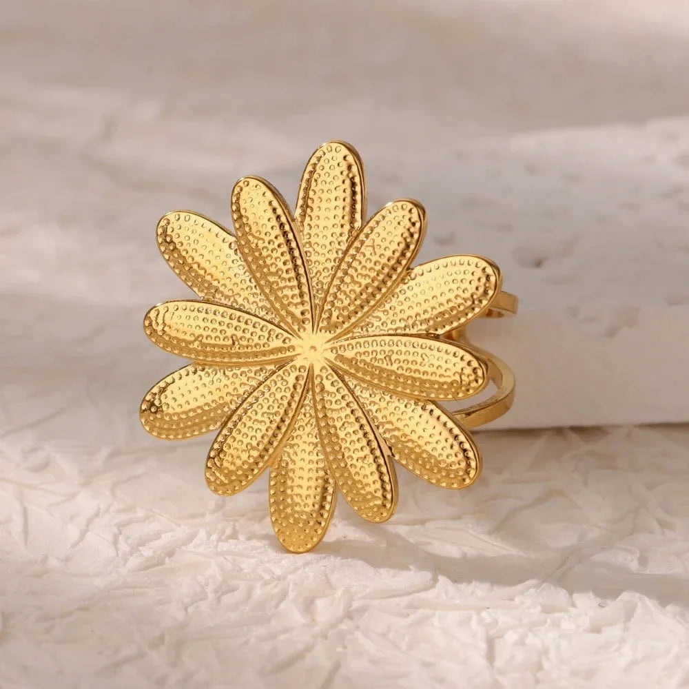 Stainless steel open mouth hollow flower ring for women in gold finish