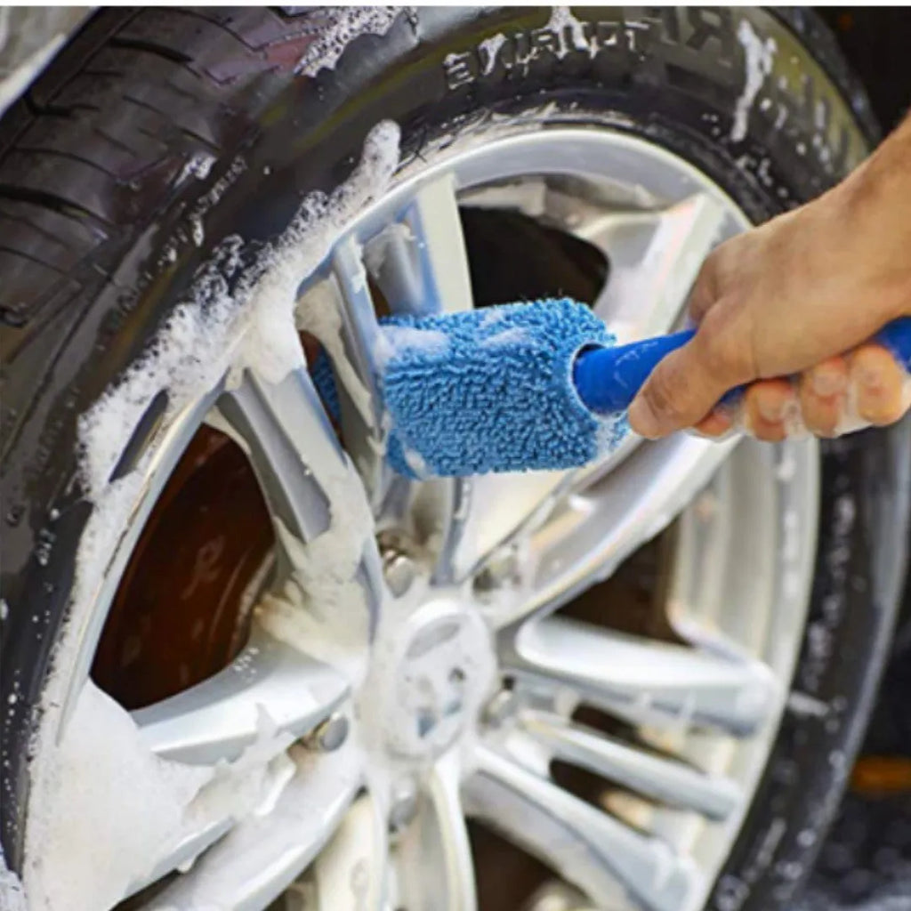 Blue microfiber car tyre brush with extended 45cm handle for wheel cleaning
