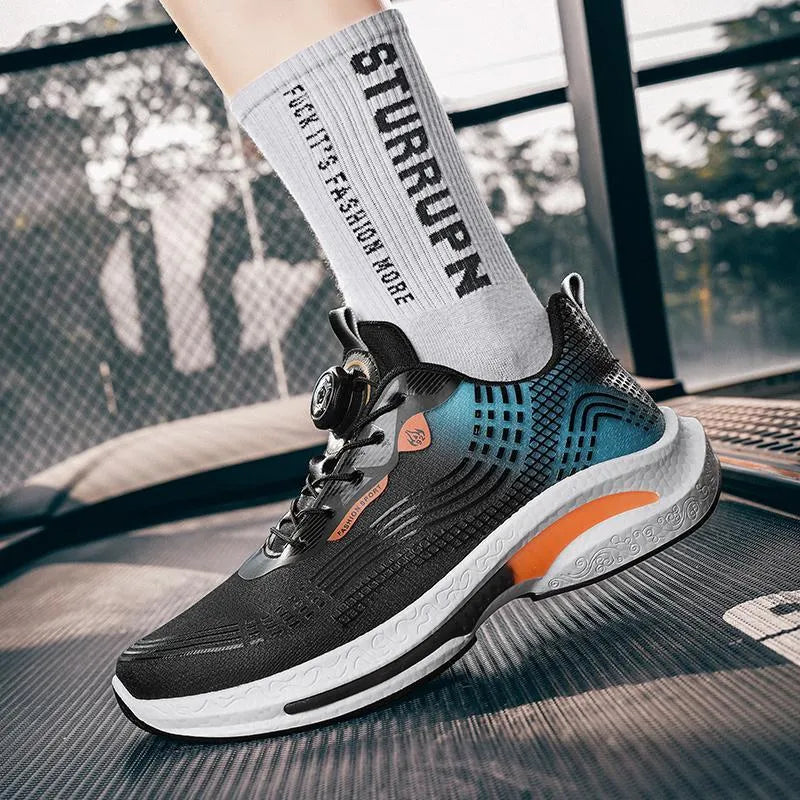 Men's low-top sneaker in black and blue colour with a rotating buckle closure and mesh upper.