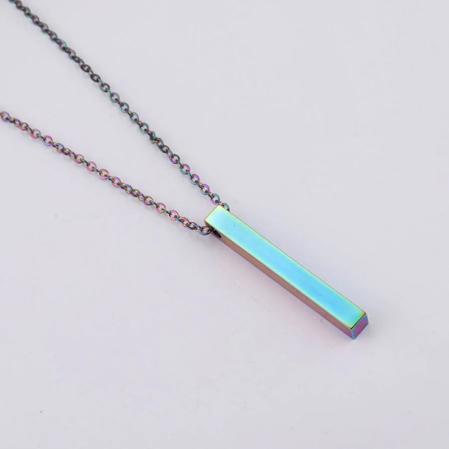 3D engraved bar necklace in colour-plated finish on adjustable stainless steel link chain