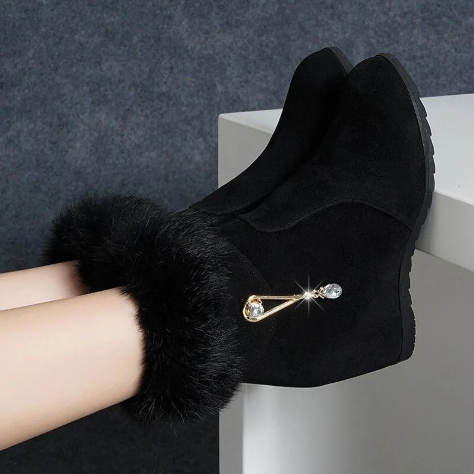 Women's black height increasing insole snow boots with fur upper, casual winter style, available in sizes 35 to 40