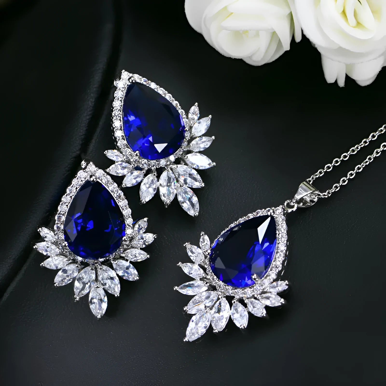AAA jewellery chain set for bridal banquets in blue, red, and white colour options