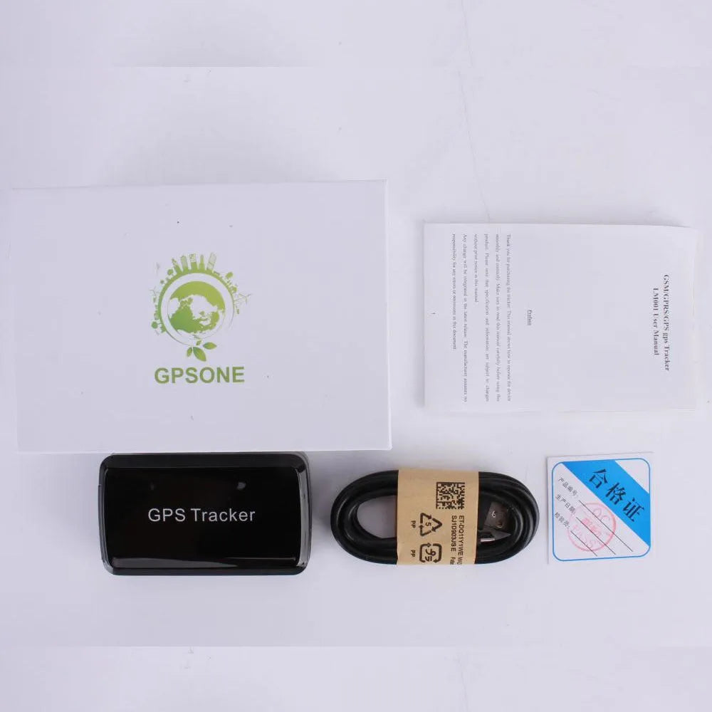 Black magnetic GPS tracker, 78mm x 45mm x 25mm, with 5000mAh battery and GSM antenna.