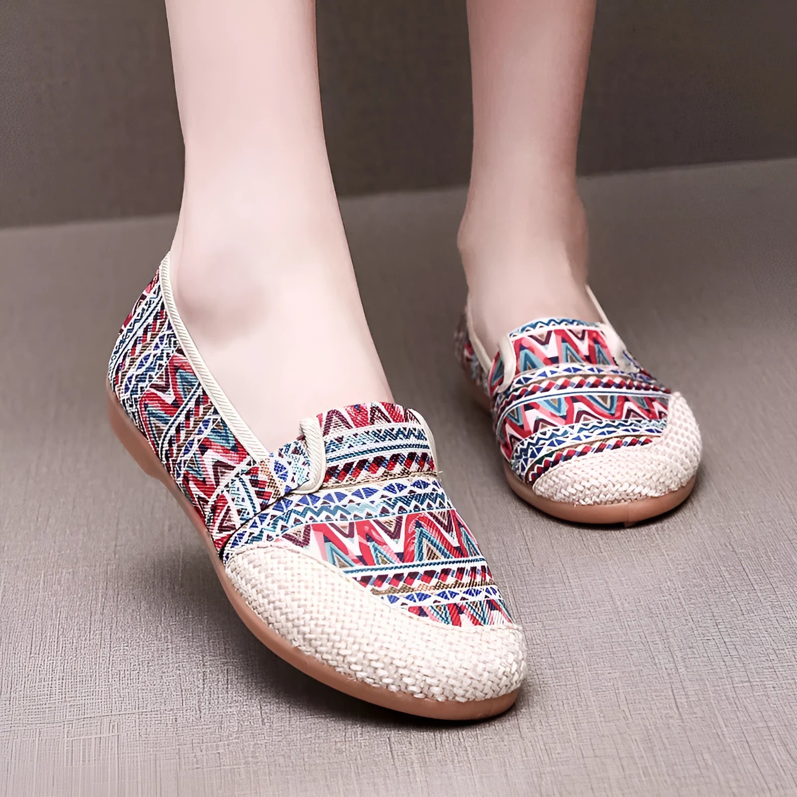 Women's flat heel cloth shoes with shallow mouth, colour stitching, and ethnic style in 6036 red colour