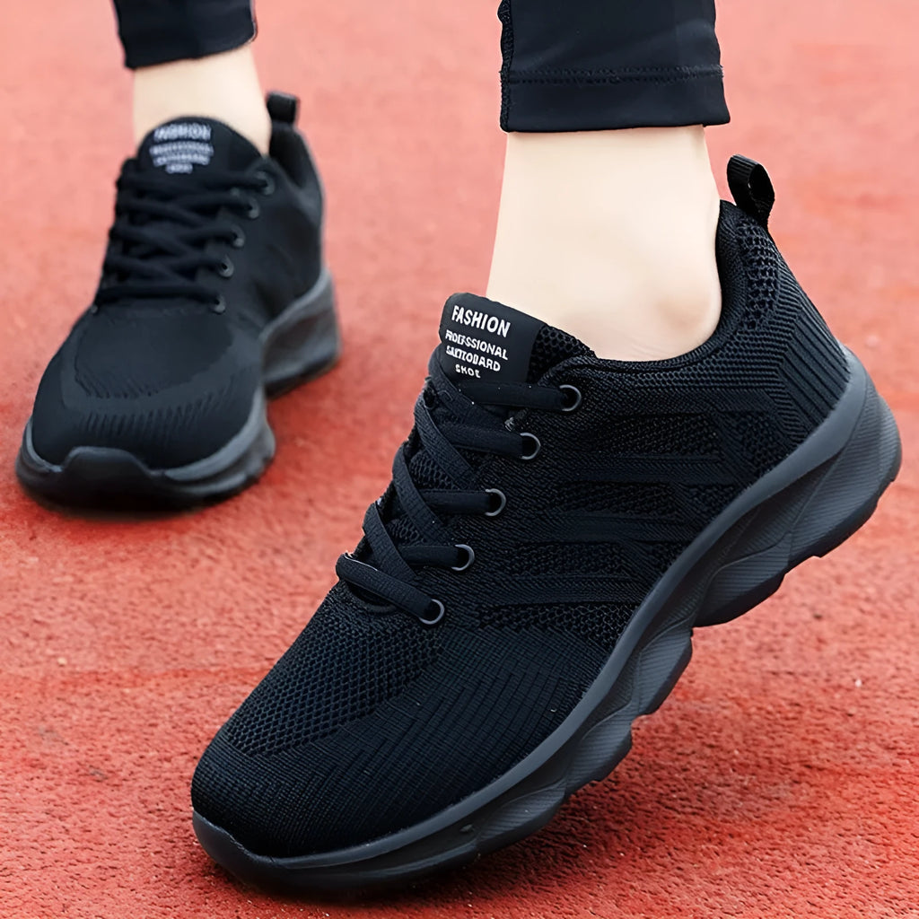 Women's white breathable mesh lace-up casual shoes with low heel