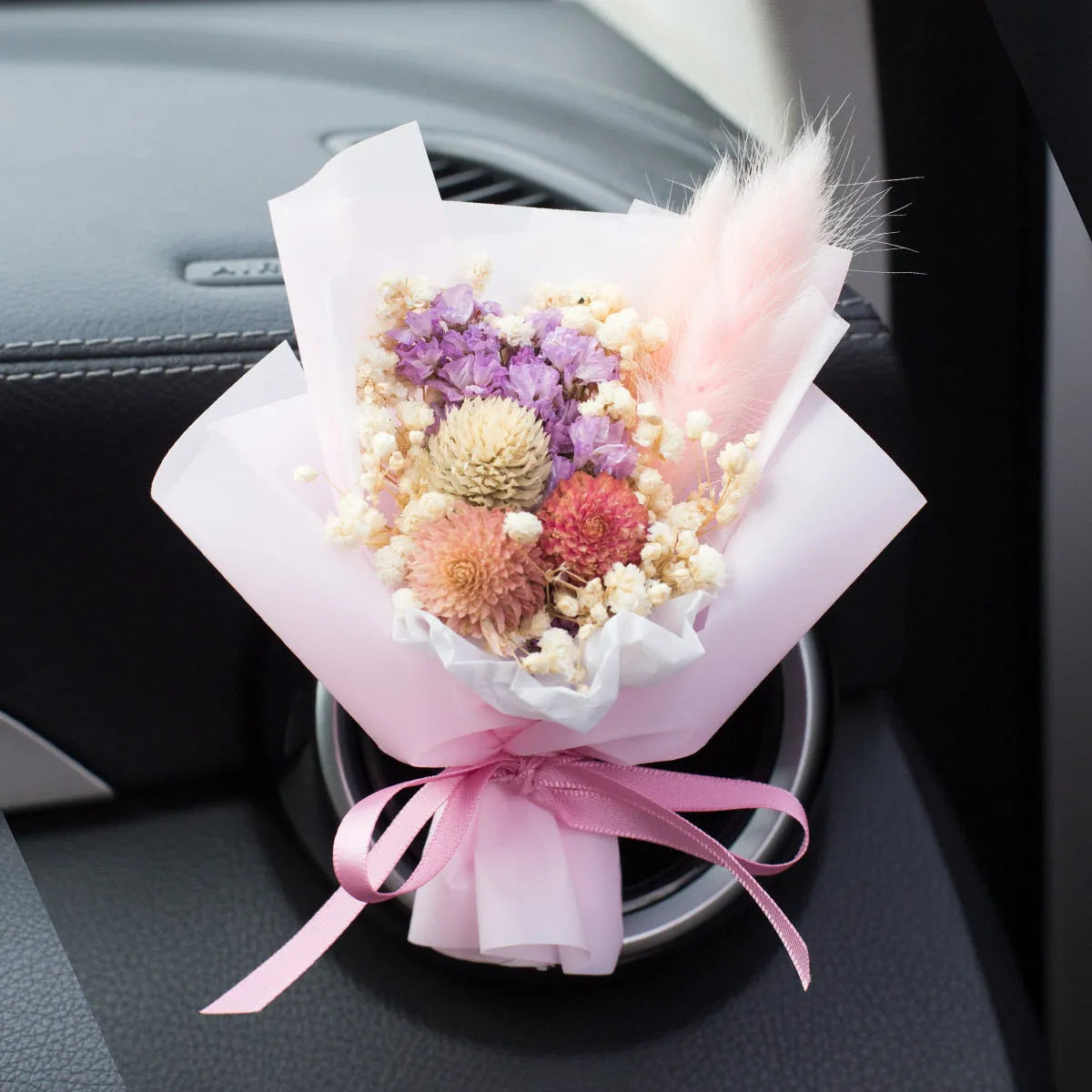 Handmade dried flower car vent air freshener ornament with essential oil fragrance slices