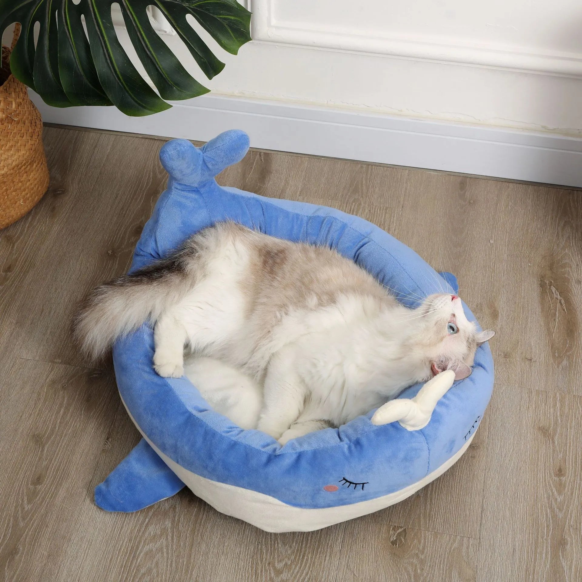 Blue and white duck-shaped soft polyester pet bed sofa for small dogs and cats
