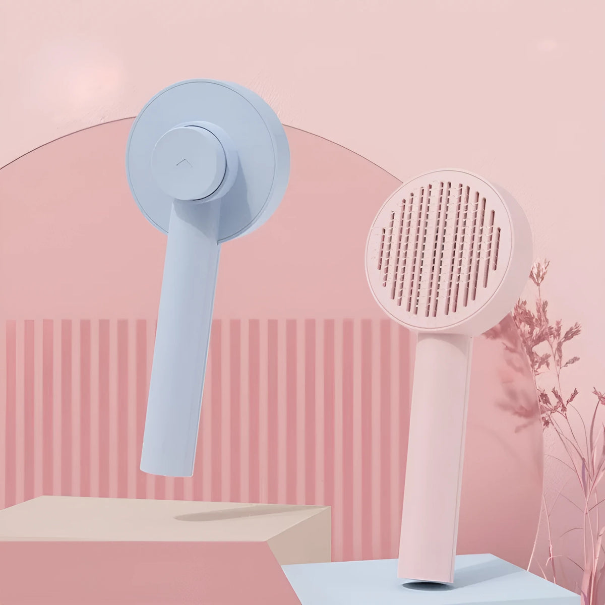 One-click self-cleaning pet comb with fine stainless-steel needles, 177 x 45 x 73mm, for dogs and cats