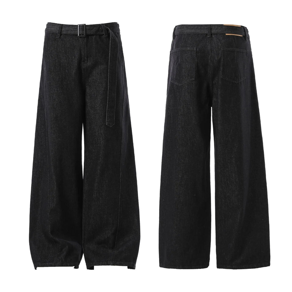 Black high-waist straight-leg women's jeans on a neutral background.