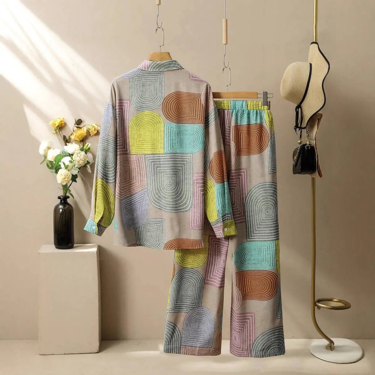 Women's geometric print long sleeve trousers suit set in picture colour, polyester fabric with buttons