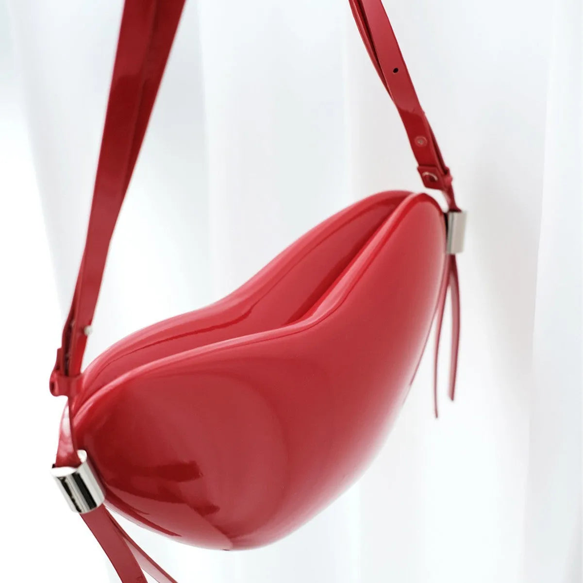Red heart shape crossbody bag PU synthetic leather urban simplicity style single shoulder strap