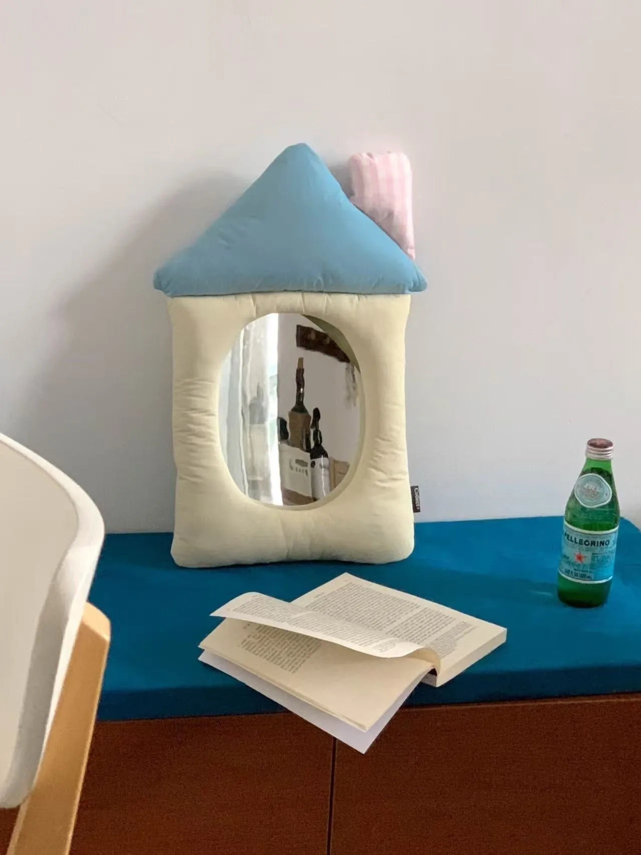 Korean-style fabric pillow wall mirror with aluminium lens in apple or house colour