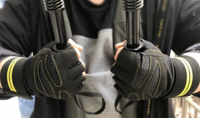 Black half finger fitness gloves with silicone antiskid palm on palm side, three sizes available