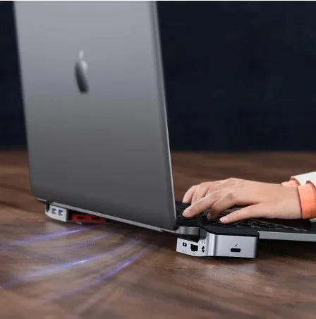 Mecha Era bracket type multifunctional HUB hub in space grey aluminium alloy with multiple USB and HDMI ports