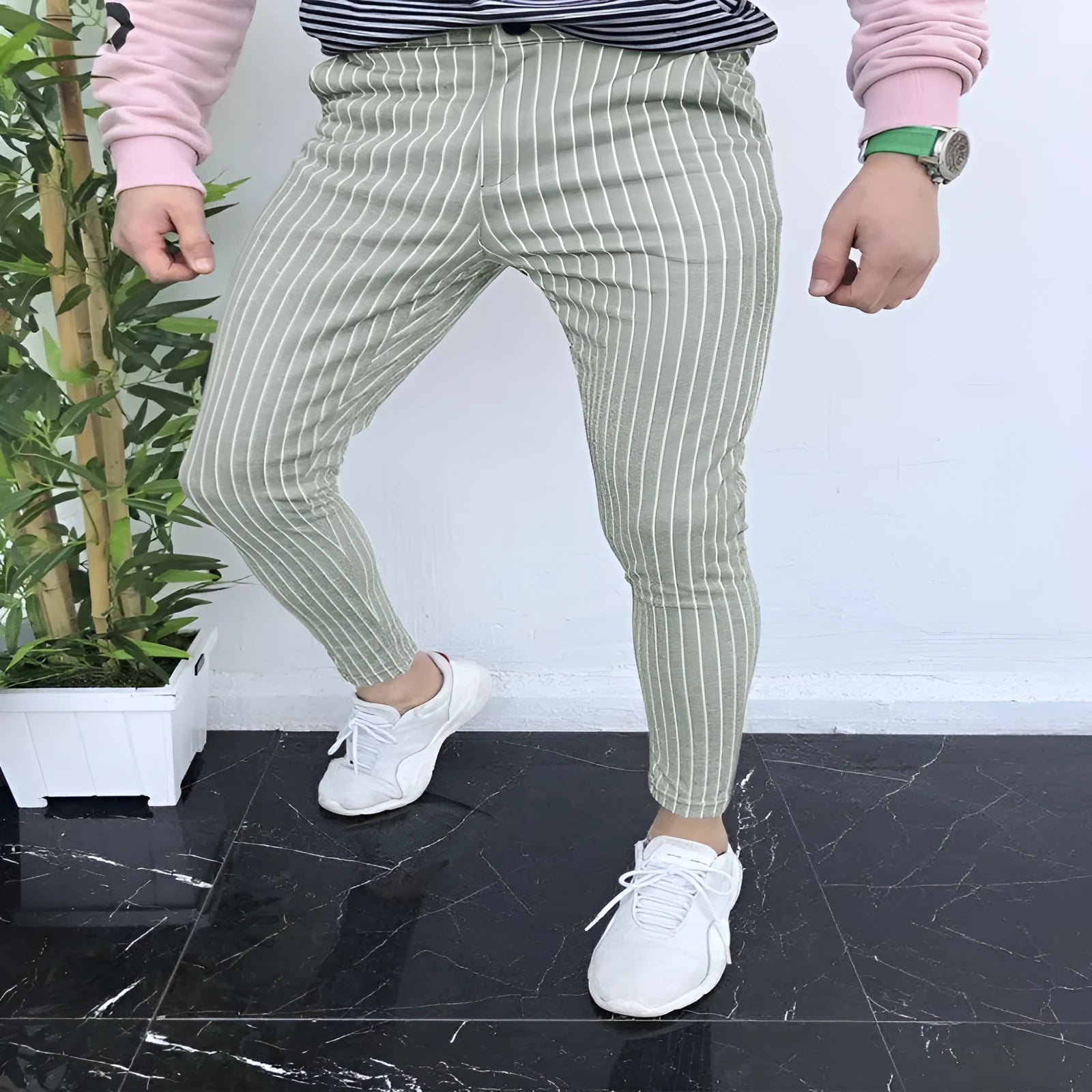 Men's straight-leg casual trousers with 3D printed plaid pattern in polyester blend fabric