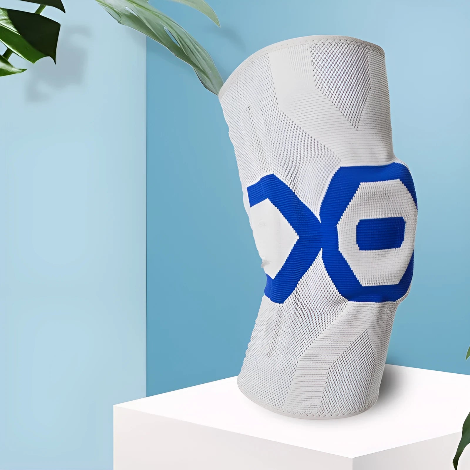 Men's silicone knee pads for running and cycling available in multiple colours and sizes
