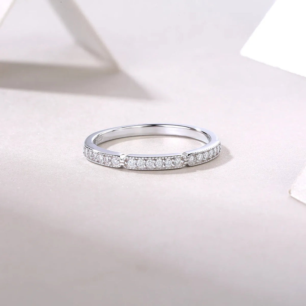 Moissanite wedding ring set in S925 silver with platinum plating, shown in golden, platinum, and rose gold finishes, sizes 5 to 9, with gift box and GRA certificate