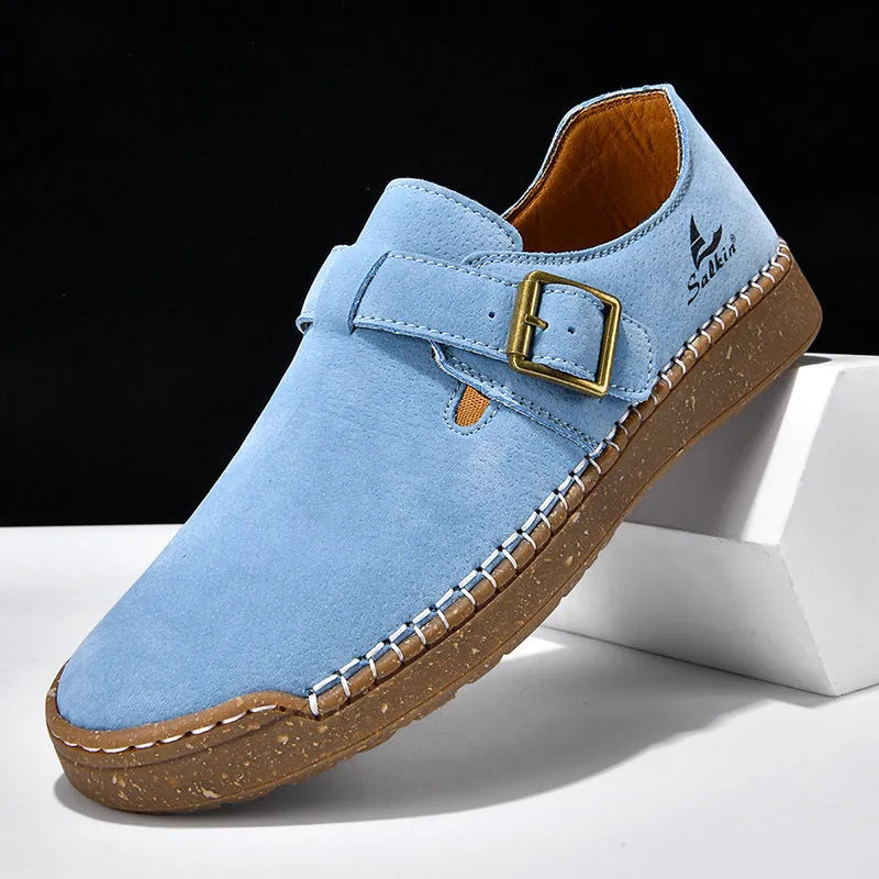 Women's low top PU loafers with buckle fastening, round toe and flat 1-3cm heel in solid colour