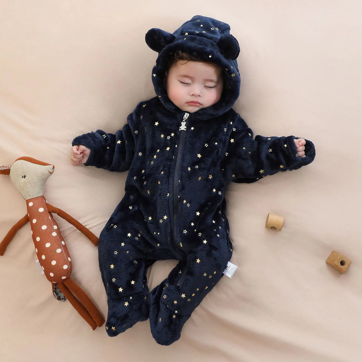 Fleece-lined flannel baby jumpsuit in dark blue, pink or white with bronzing bear or star design, sizes 50cm to 80cm