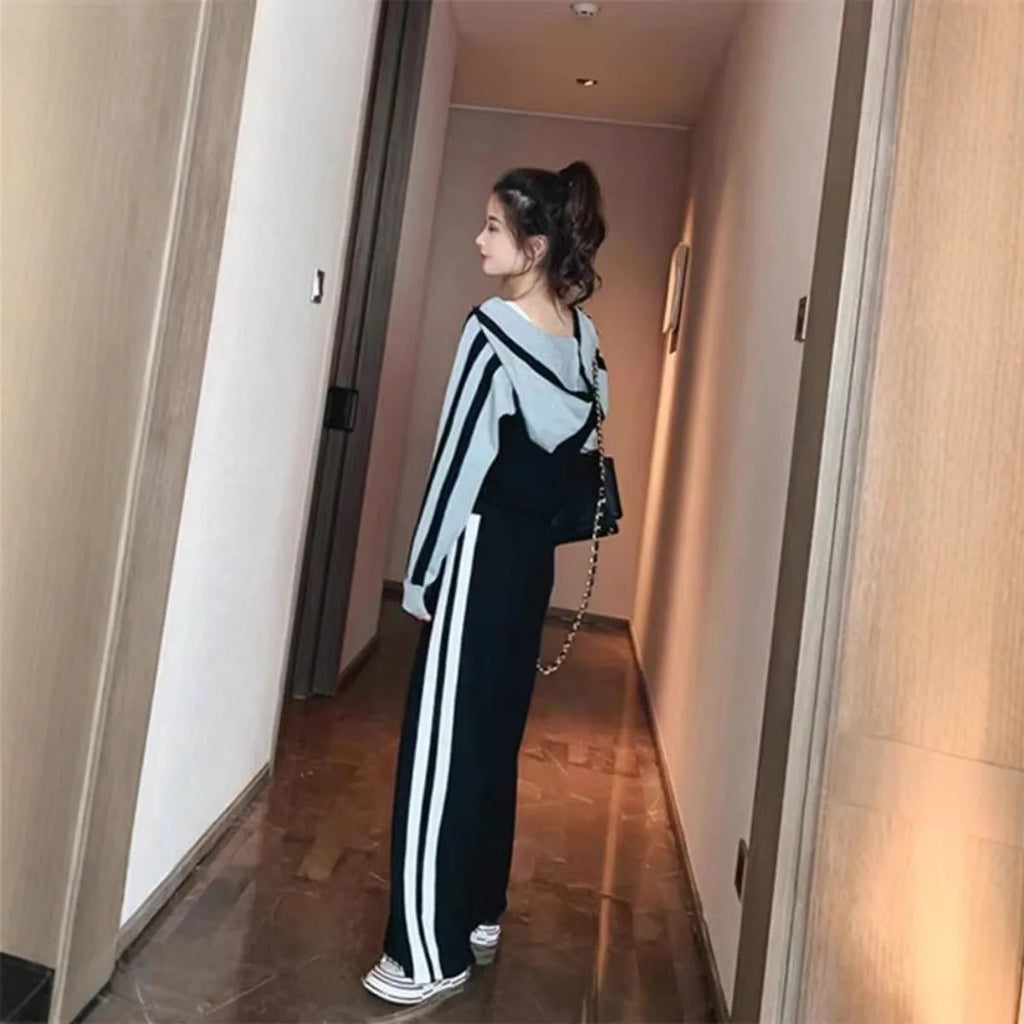 V-neck hooded sweater and loose wide leg pants sports suit for women in gray and black