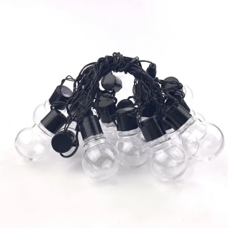 Outdoor solar string lights with 40 plastic bulbs on a 10m string, IP42 rated, for garden and patio decoration