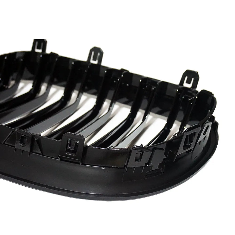 Set of two carbon fibre style ABS grilles for BMW 5-Series E60 E66 2004-2009 models