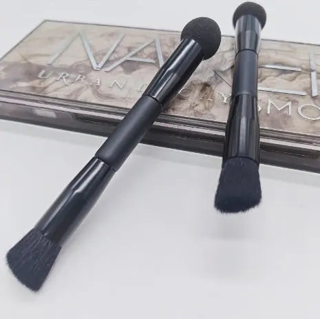Double-headed miter sponge concealer brush with black wooden handle and artificial fibre heads