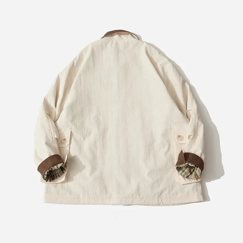 Casual contrast colour jacket with side seam pockets in green or apricot