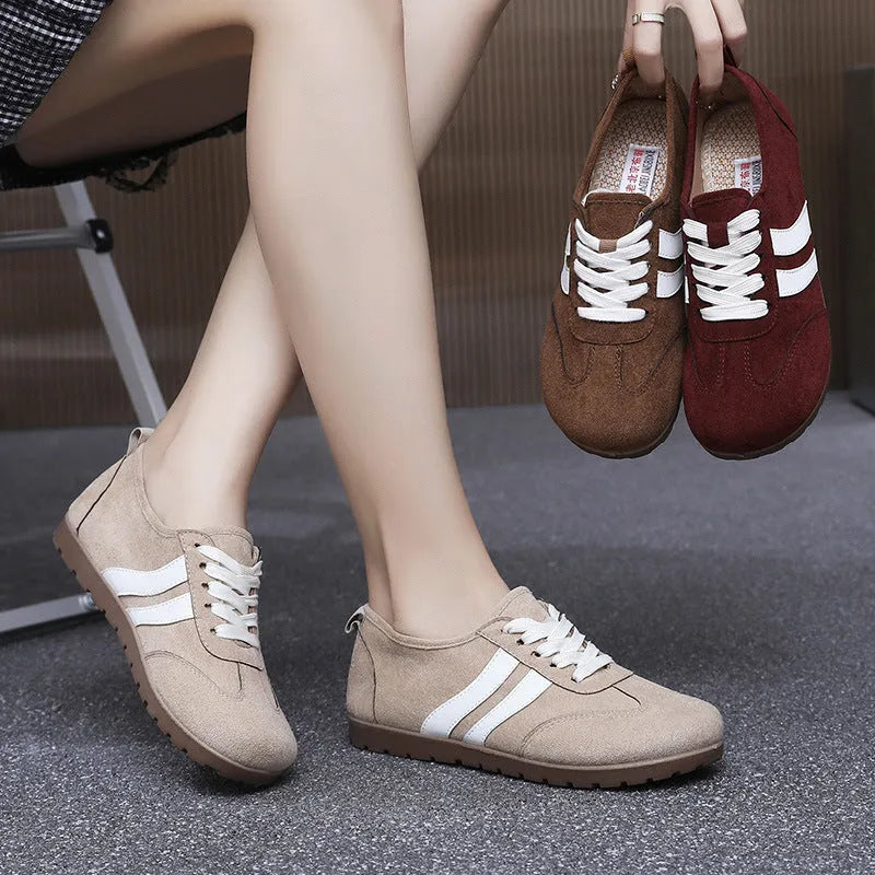 Women's vintage canvas sneakers with round toe and flat heel in dark red and khaki colour options