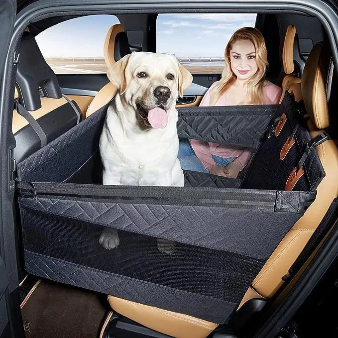 Grey water-resistant dog bed with removable cushion measuring 56x56x40 cm