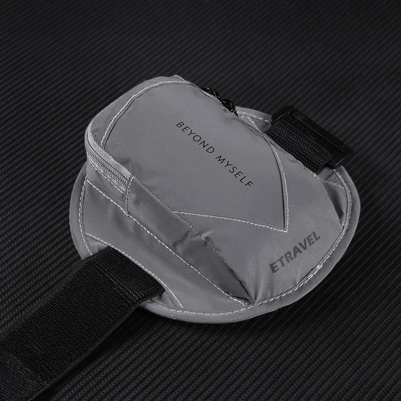 Reflective running arm bag with 7 inch capacity for outdoor sports