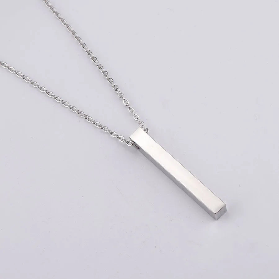 3D engraved bar necklace in colour-plated finish on adjustable stainless steel link chain